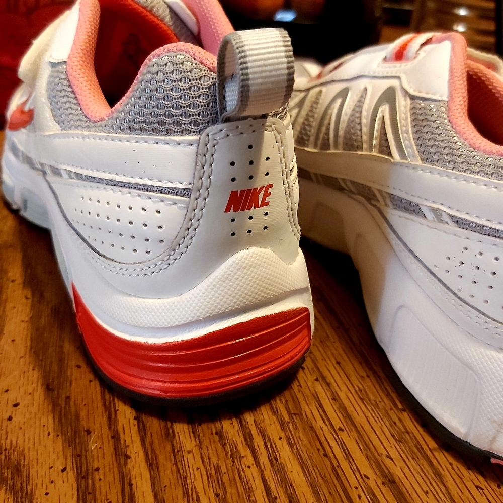 Nike T-Run 2 Alt Cross Training Sneakers